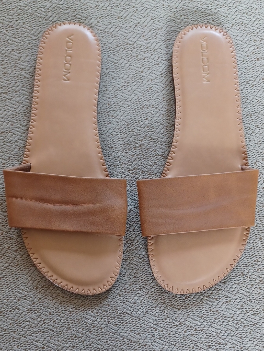 Volcom Tan Leather Slide Sandals - Picture 1 of 9